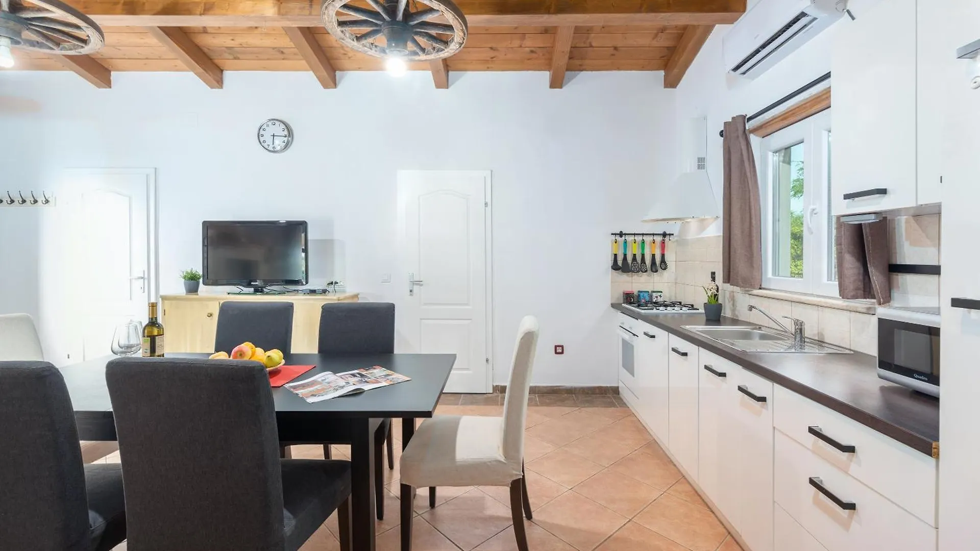 Holiday home House Matea Villa Prnjani
