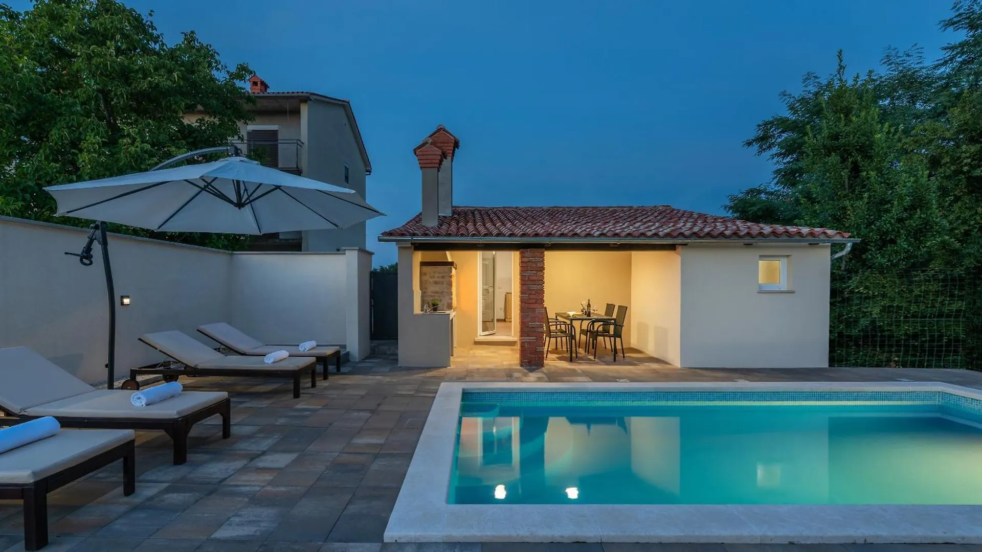 Holiday home House Matea Villa Prnjani
